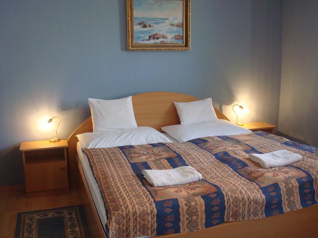 Hotel Arany Trofea Эгер Экстерьер фото