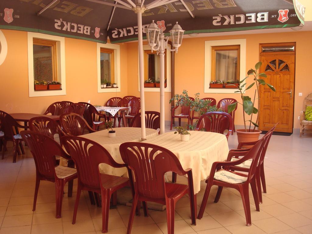 Hotel Arany Trofea Эгер Экстерьер фото
